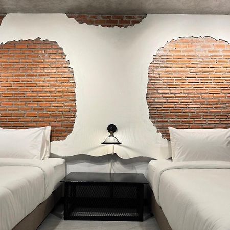 S1 City Hotel Buriram Exterior photo