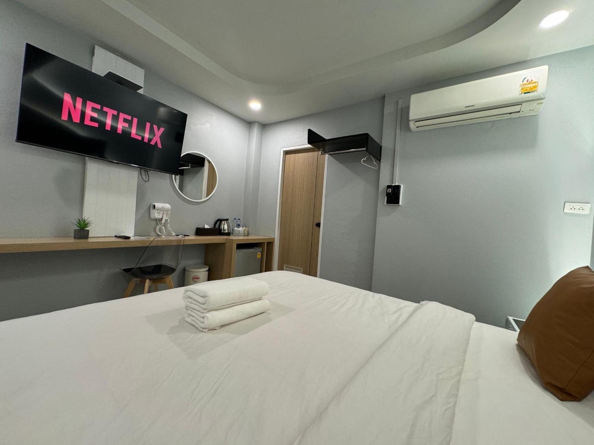 S1 City Hotel Buriram Exterior photo