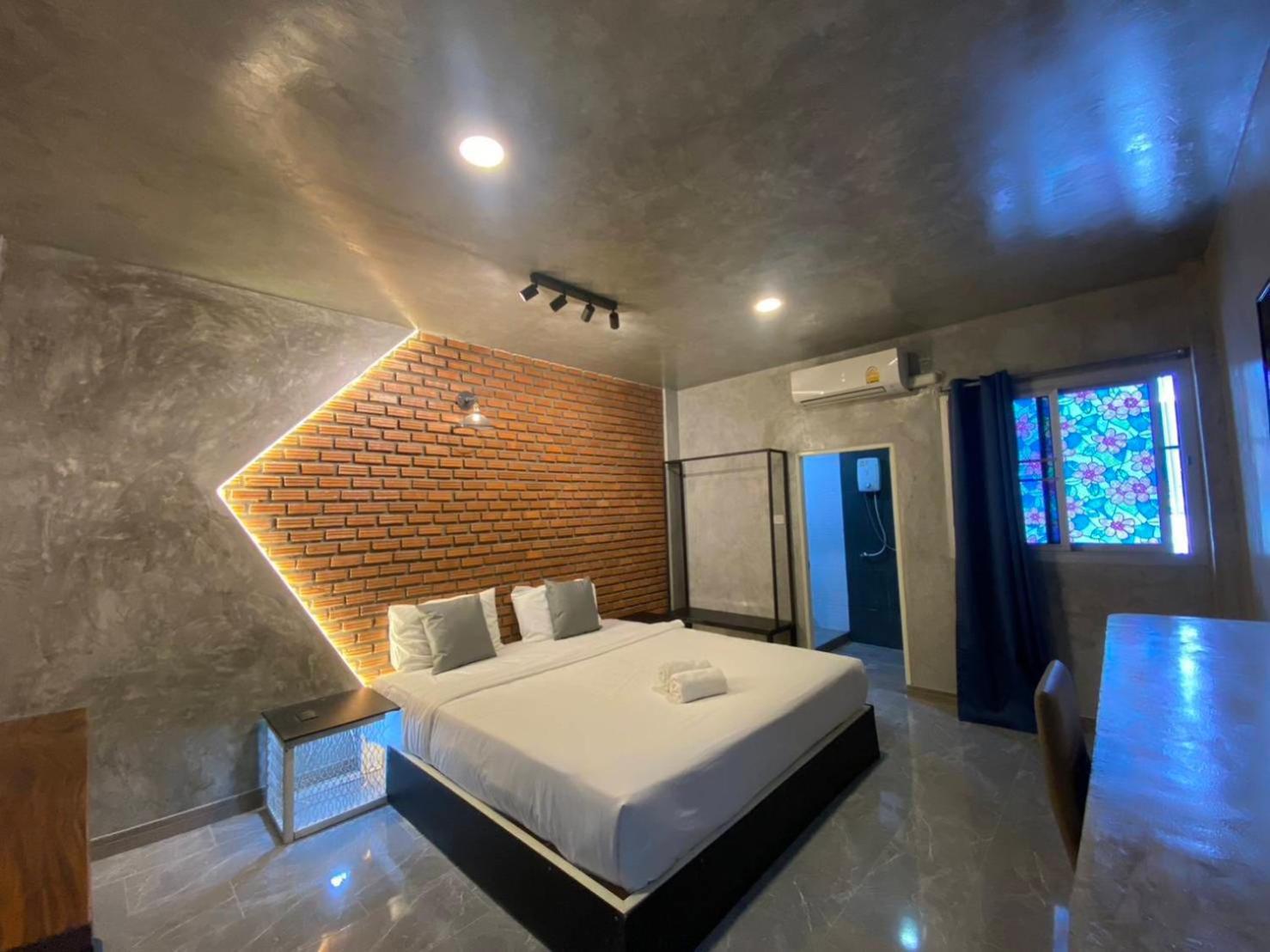 S1 City Hotel Buriram Exterior photo