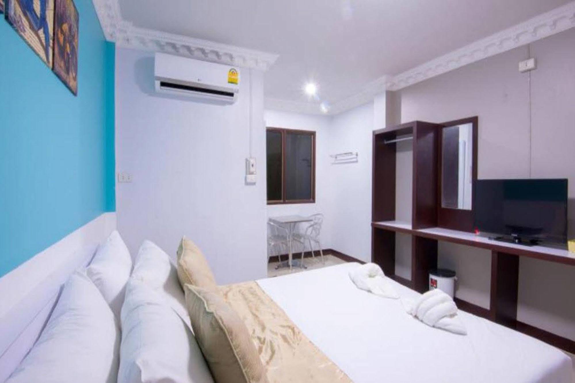 S1 City Hotel Buriram Exterior photo