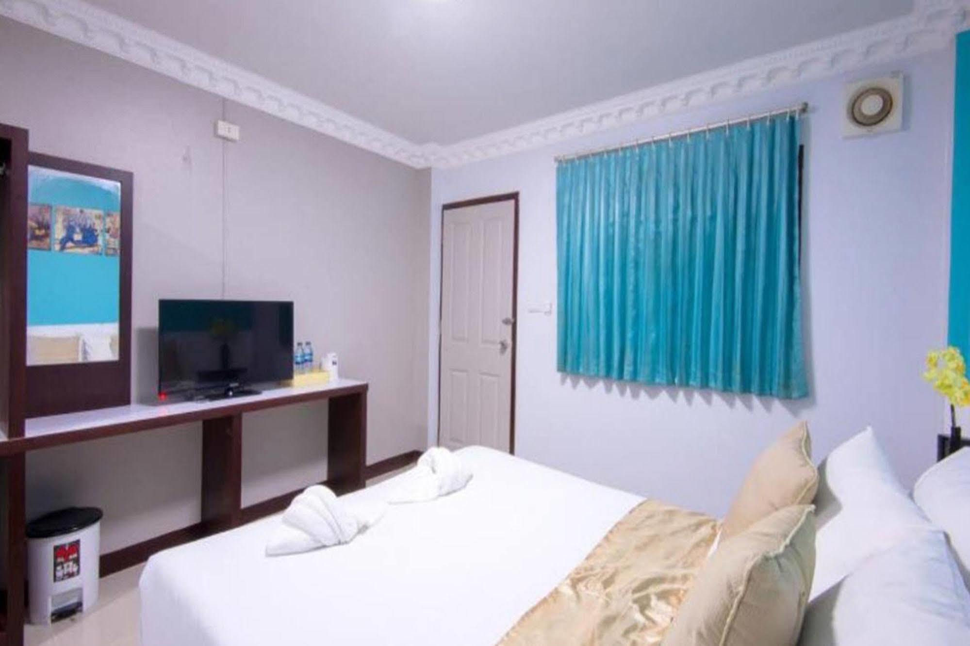 S1 City Hotel Buriram Exterior photo