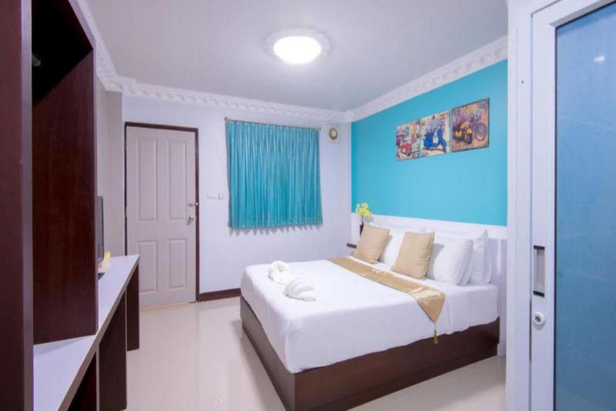 S1 City Hotel Buriram Exterior photo